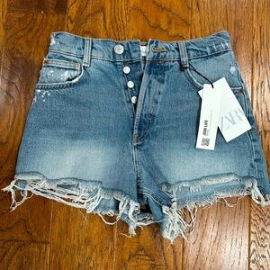 Brand new size 2 Zara shorts